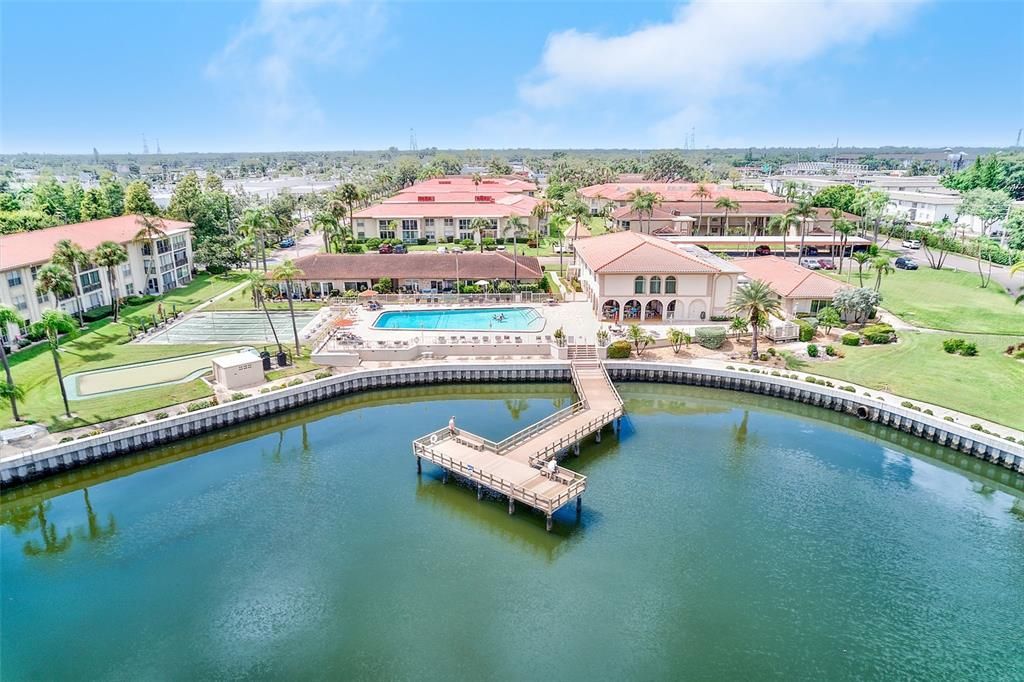 For Sale: $200,000 (2 beds, 2 baths, 1165 Square Feet)