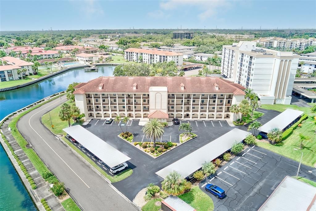 For Sale: $200,000 (2 beds, 2 baths, 1165 Square Feet)
