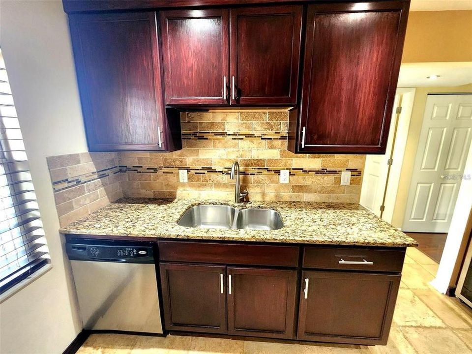En Renta: $1,600 (2 camas, 1 baños, 817 Pies cuadrados)