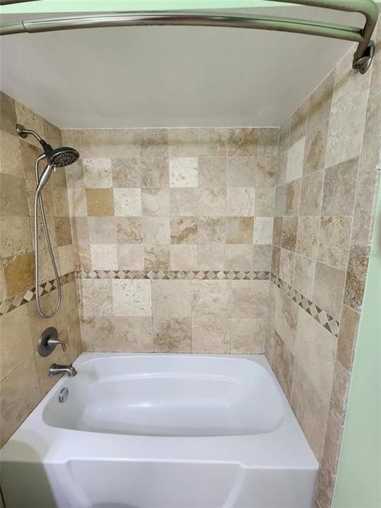 En Renta: $1,600 (2 camas, 1 baños, 817 Pies cuadrados)