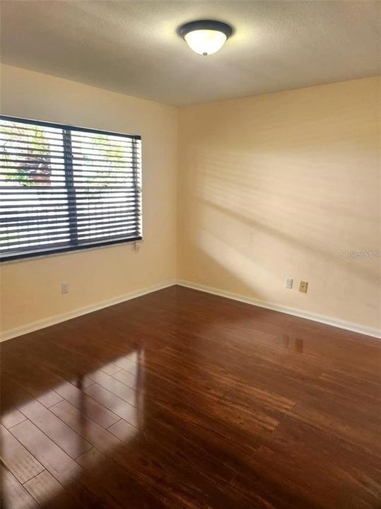 En Renta: $1,600 (2 camas, 1 baños, 817 Pies cuadrados)