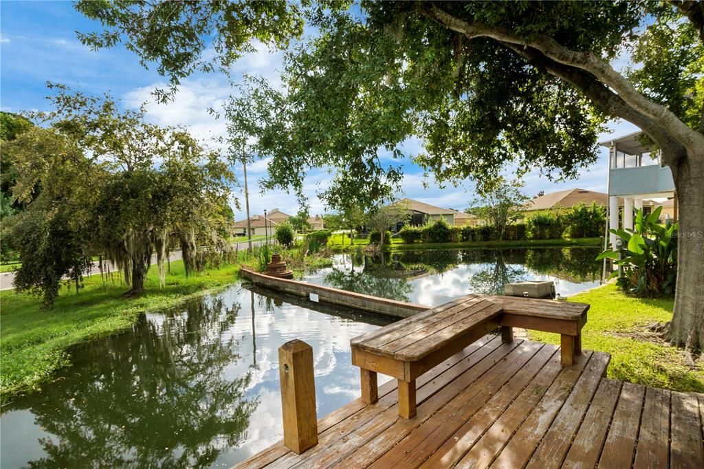 For Sale: $409,900 (3 beds, 3 baths, 2592 Square Feet)