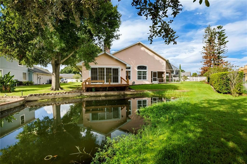 For Sale: $409,900 (3 beds, 3 baths, 2592 Square Feet)