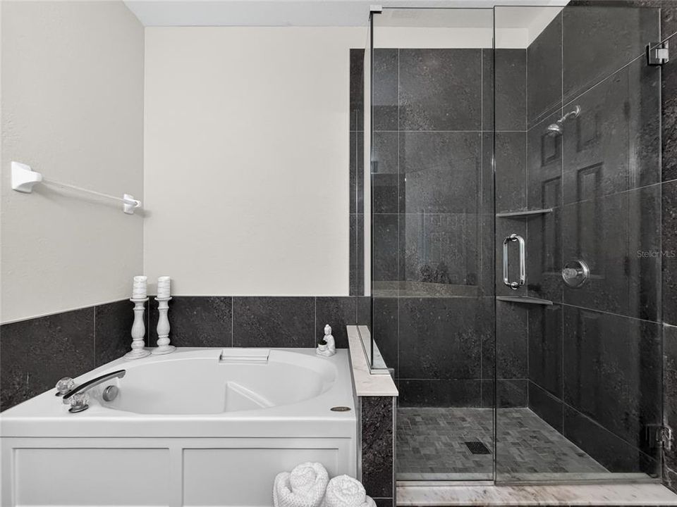 На продажу: $489,900 (3 спален, 2 ванн, 1820 Квадратных фут)