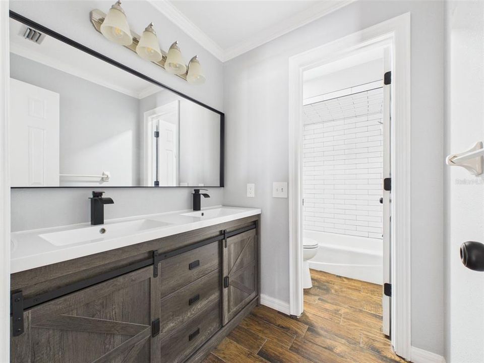 En Renta: $4,200 (3 camas, 3 baños, 1848 Pies cuadrados)