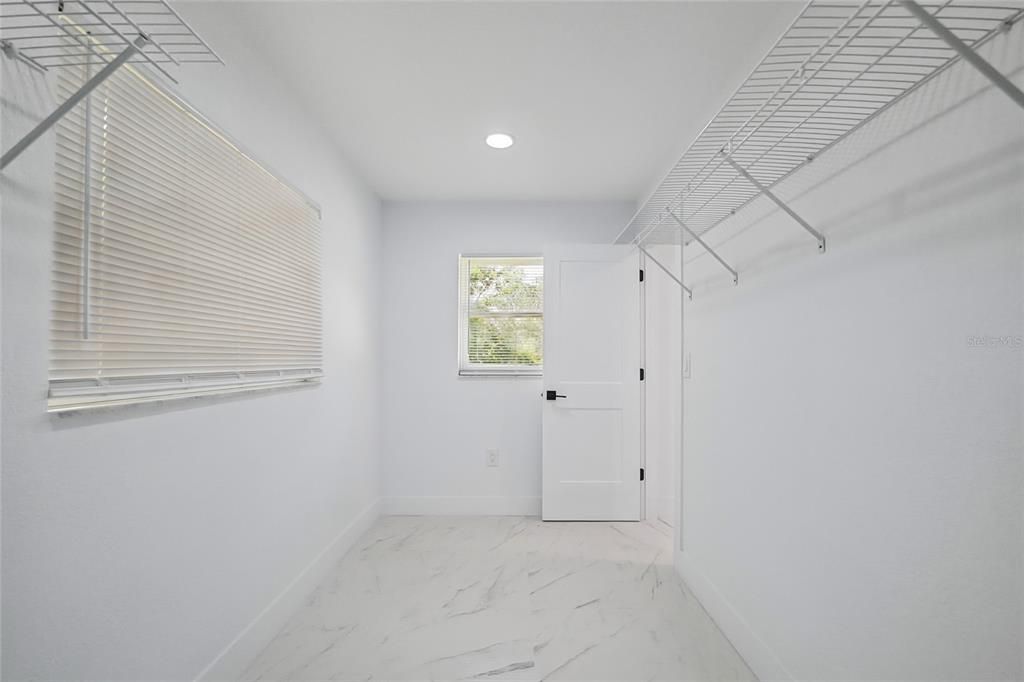 For Sale: $468,500 (3 beds, 2 baths, 2202 Square Feet)