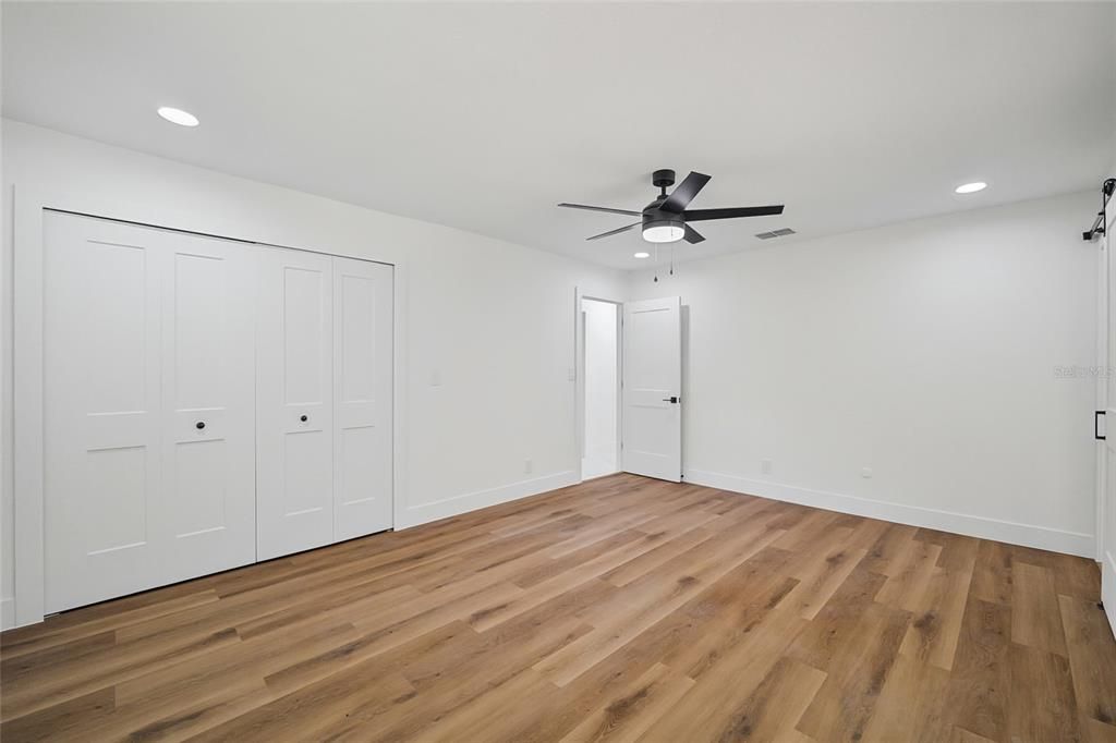 For Sale: $468,500 (3 beds, 2 baths, 2202 Square Feet)