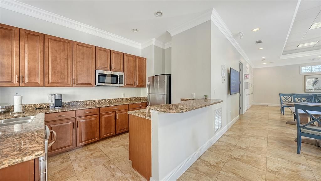 На продажу: $499,000 (2 спален, 2 ванн, 1608 Квадратных фут)