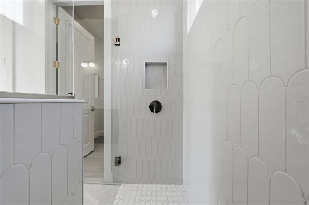 For Rent: $3,750 (3 beds, 2 baths, 1458 Square Feet)