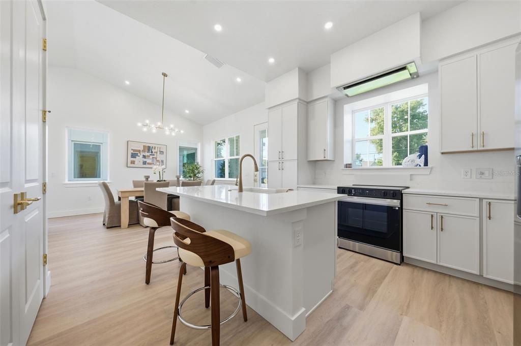 For Rent: $3,750 (3 beds, 2 baths, 1458 Square Feet)