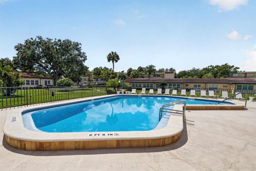 En Venta: $249,000 (2 camas, 2 baños, 1210 Pies cuadrados)