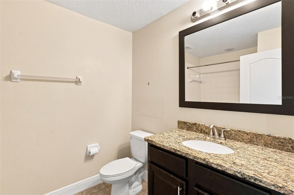 For Sale: $320,000 (4 beds, 3 baths, 2060 Square Feet)