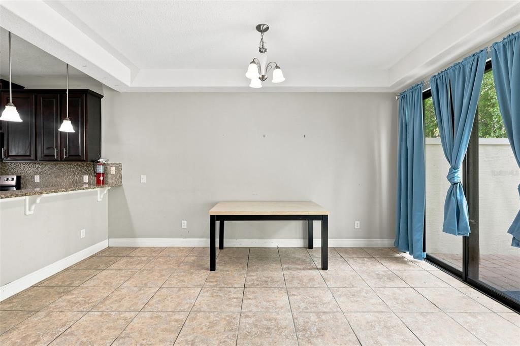 For Sale: $320,000 (4 beds, 3 baths, 2060 Square Feet)