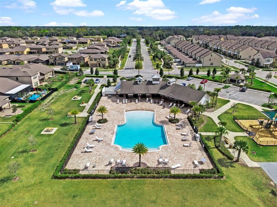 En Venta: $649,900 (4 camas, 3 baños, 4391 Pies cuadrados)