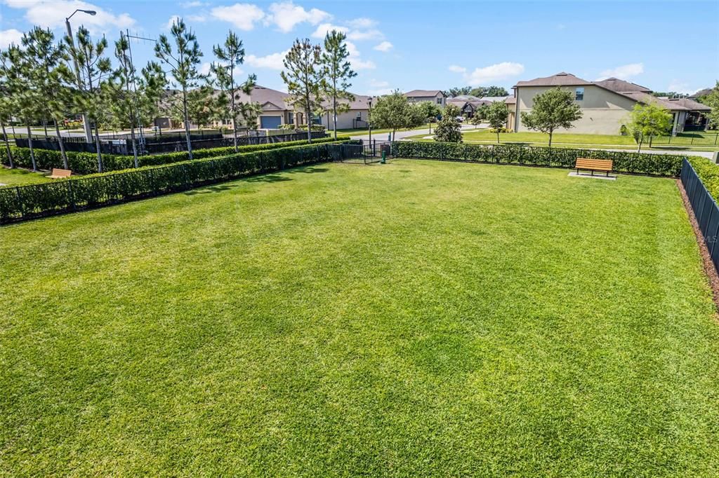 En Venta: $649,900 (4 camas, 3 baños, 4391 Pies cuadrados)