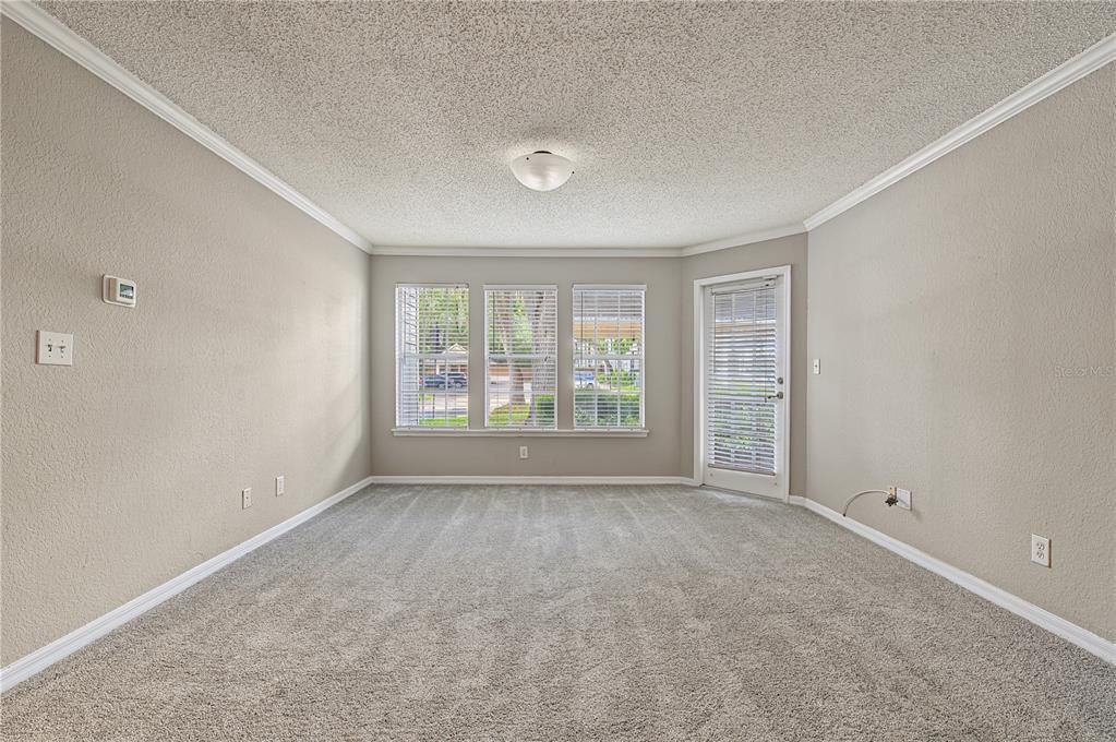 For Rent: $2,100 (2 beds, 2 baths, 1121 Square Feet)