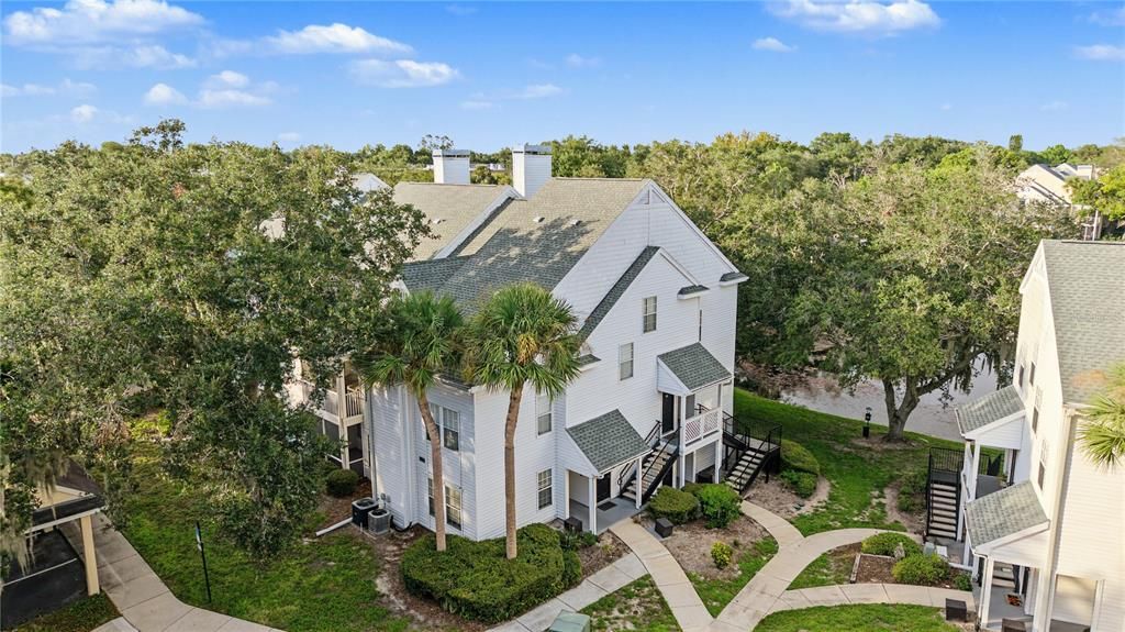 For Rent: $2,100 (2 beds, 2 baths, 1121 Square Feet)