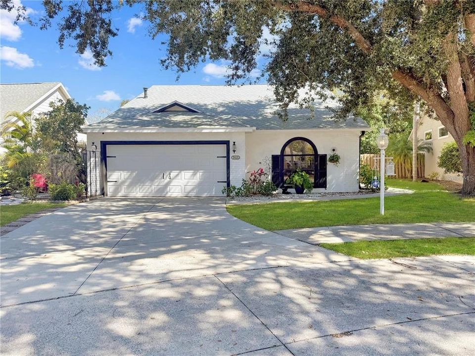 For Sale: $350,000 (3 beds, 2 baths, 1533 Square Feet)