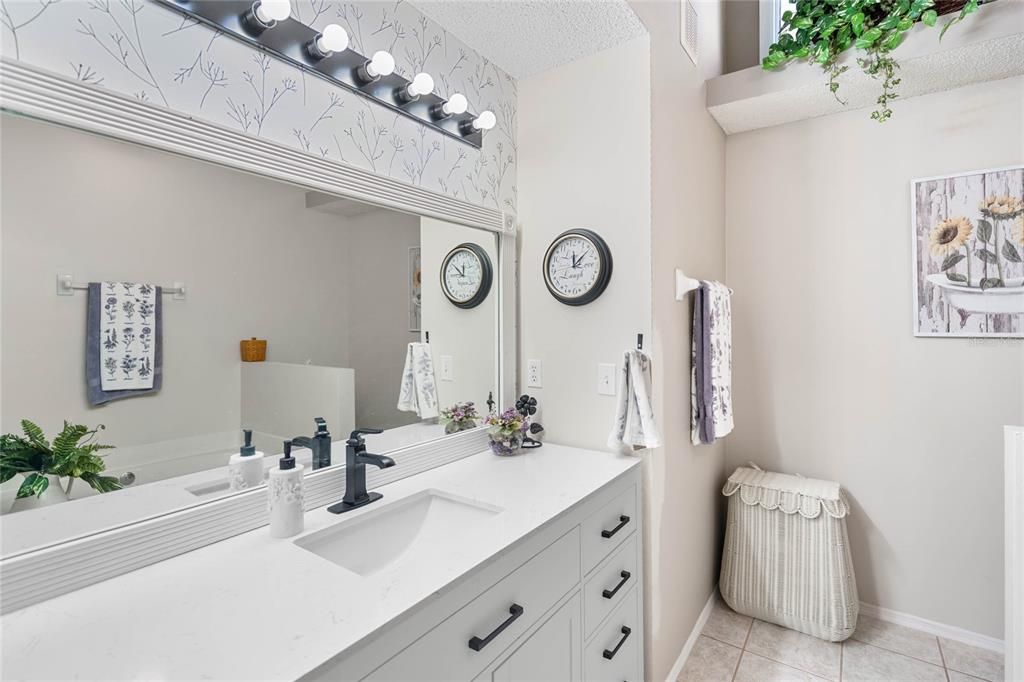 For Sale: $350,000 (3 beds, 2 baths, 1533 Square Feet)