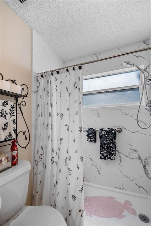 For Sale: $350,000 (3 beds, 2 baths, 1533 Square Feet)