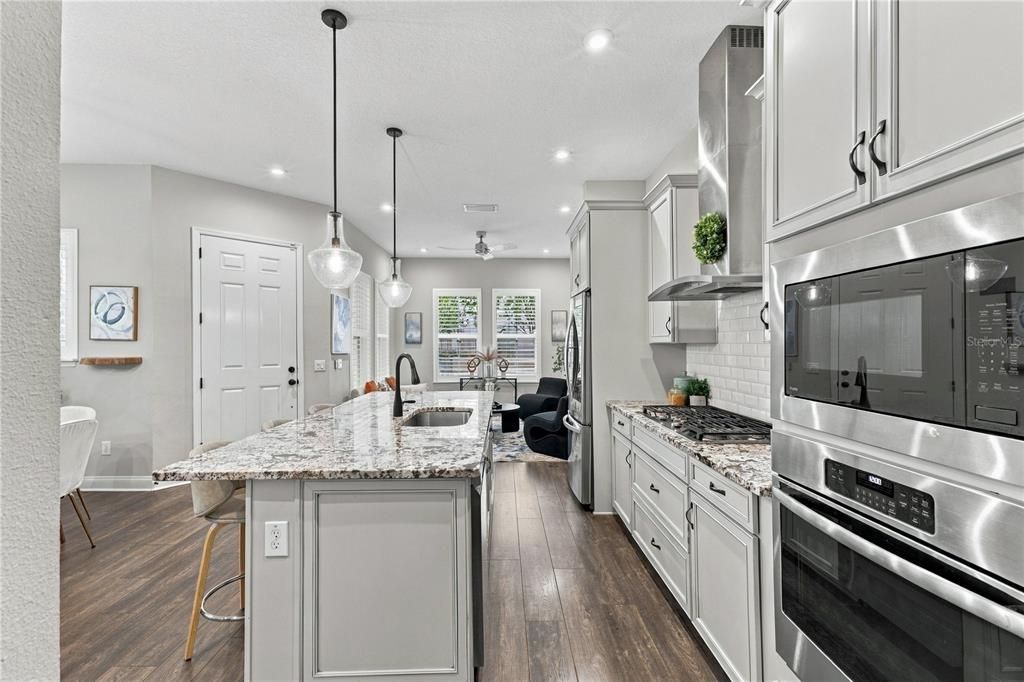 For Sale: $539,000 (3 beds, 2 baths, 1731 Square Feet)