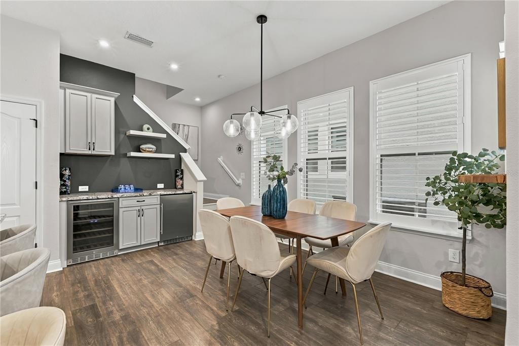 For Sale: $539,000 (3 beds, 2 baths, 1731 Square Feet)