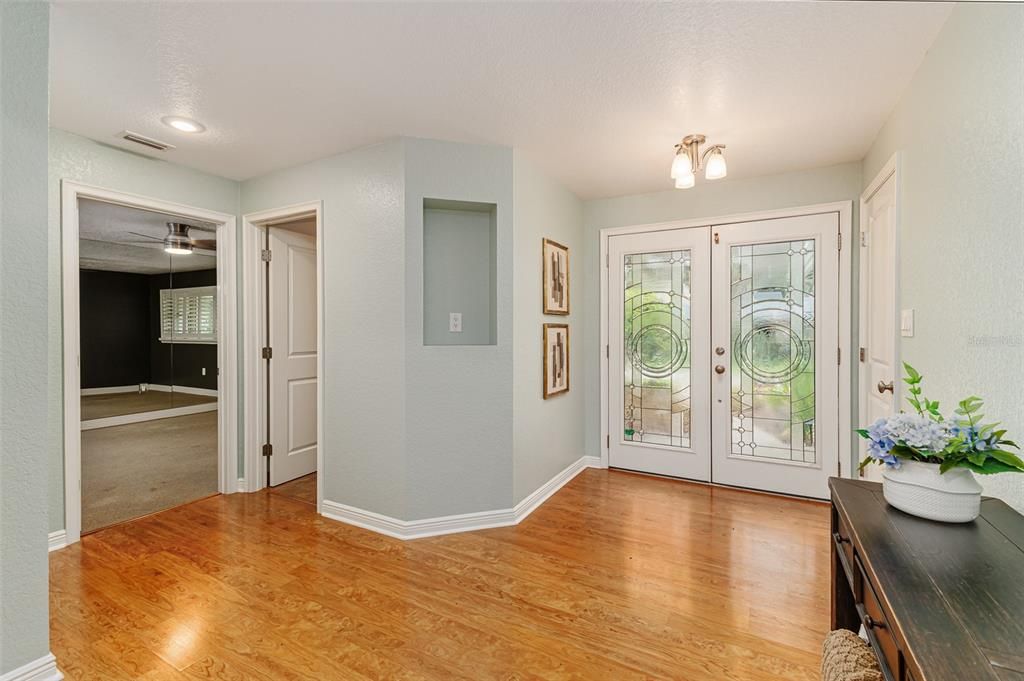 For Sale: $849,000 (4 beds, 3 baths, 2929 Square Feet)