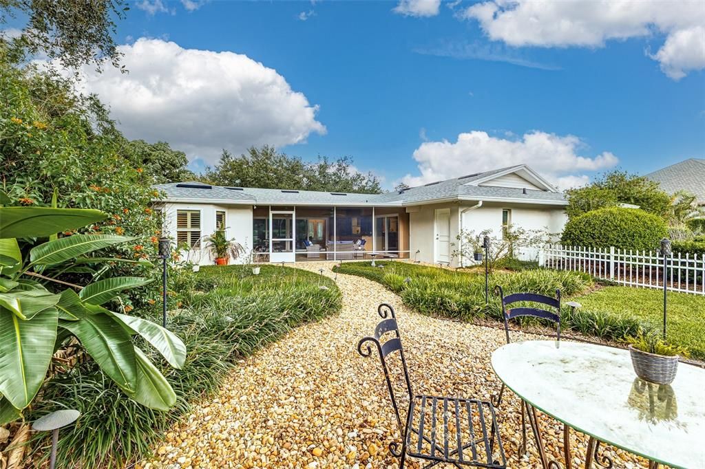 For Sale: $849,000 (4 beds, 3 baths, 2929 Square Feet)