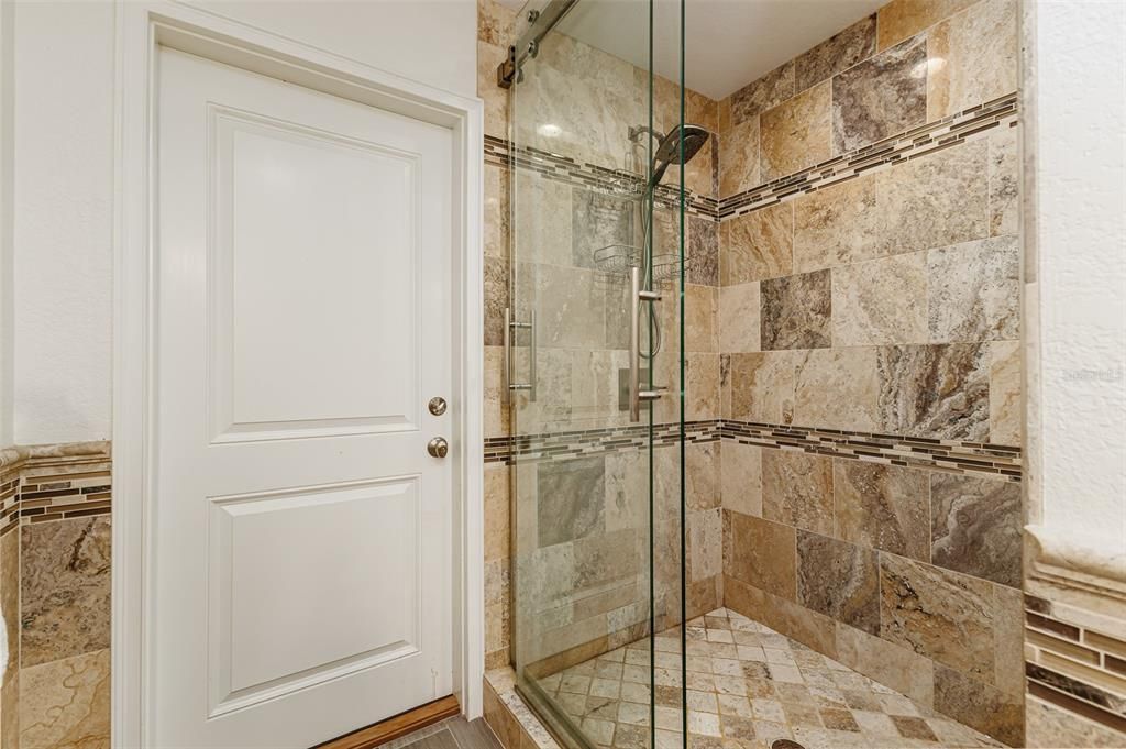 For Sale: $849,000 (4 beds, 3 baths, 2929 Square Feet)