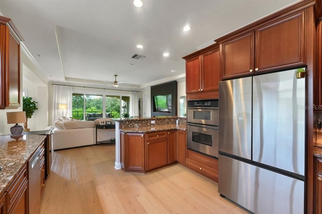 For Sale: $629,000 (3 beds, 3 baths, 2701 Square Feet)