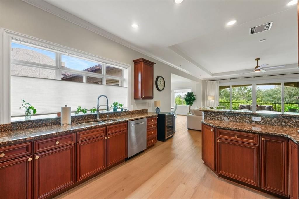For Sale: $629,000 (3 beds, 3 baths, 2701 Square Feet)