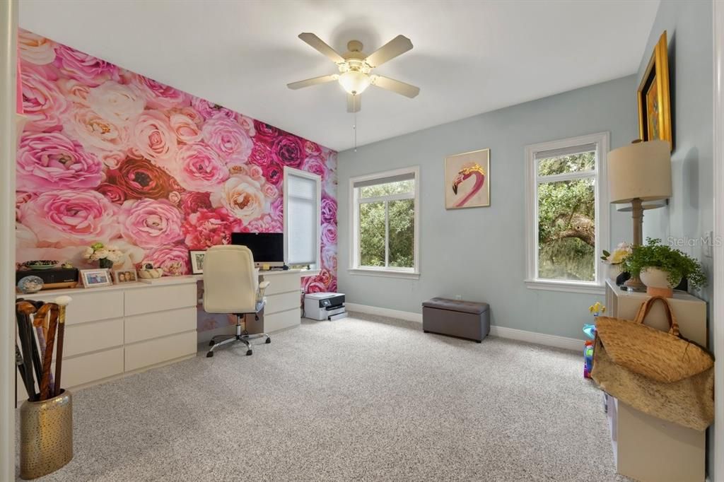 For Sale: $629,000 (3 beds, 3 baths, 2701 Square Feet)