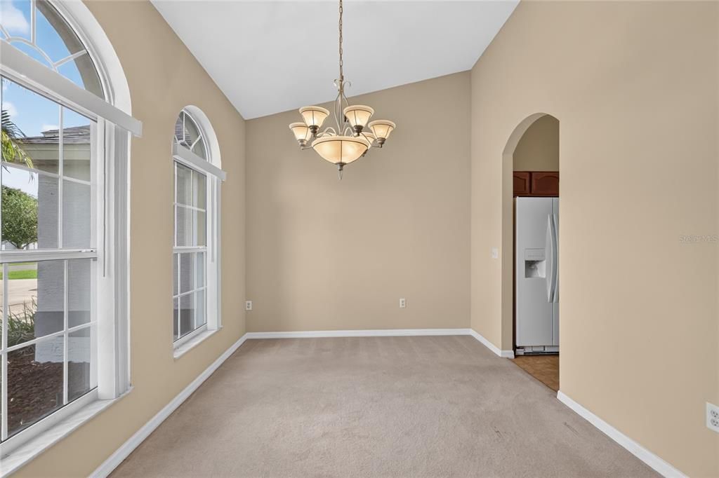 For Sale: $345,000 (3 beds, 2 baths, 1714 Square Feet)