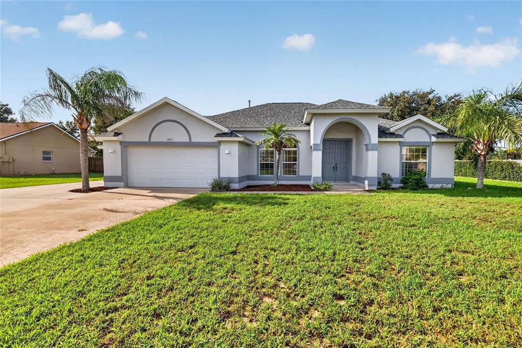 For Sale: $345,000 (3 beds, 2 baths, 1714 Square Feet)