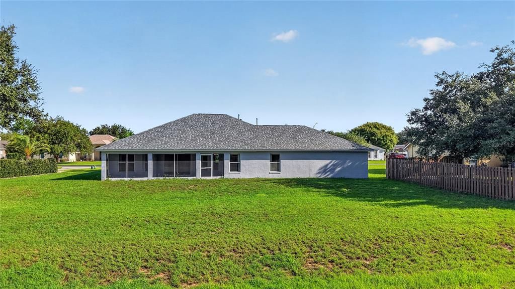 For Sale: $345,000 (3 beds, 2 baths, 1714 Square Feet)
