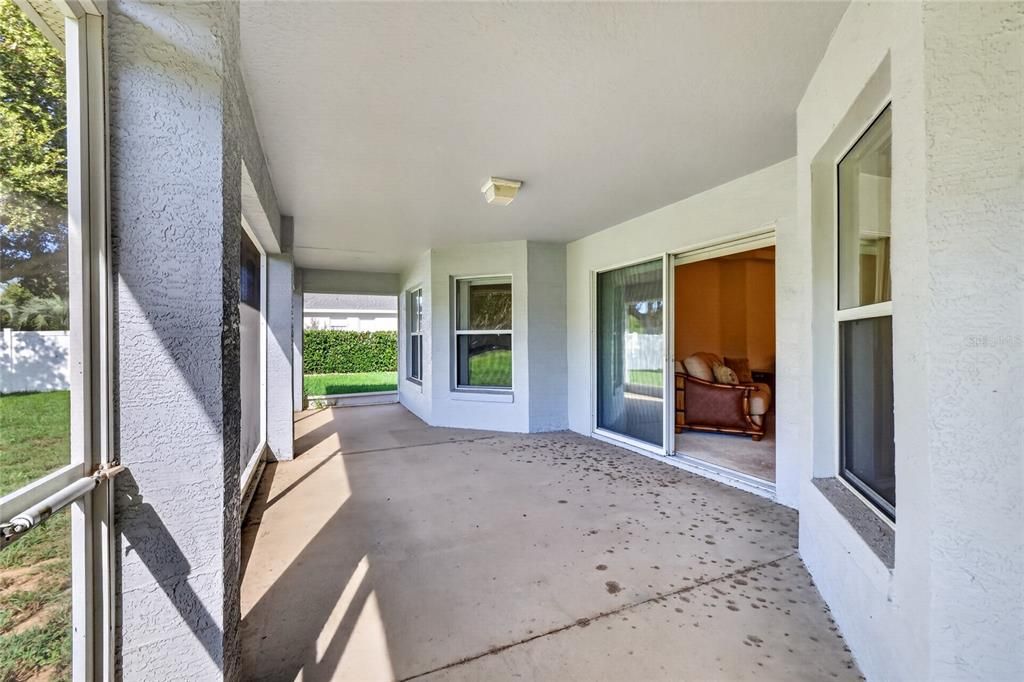 For Sale: $345,000 (3 beds, 2 baths, 1714 Square Feet)