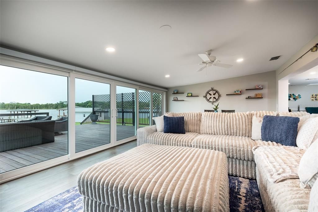For Sale: $1,225,000 (4 beds, 2 baths, 2665 Square Feet)