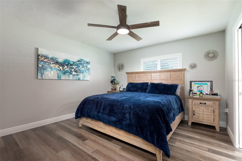 For Sale: $1,225,000 (4 beds, 2 baths, 2665 Square Feet)