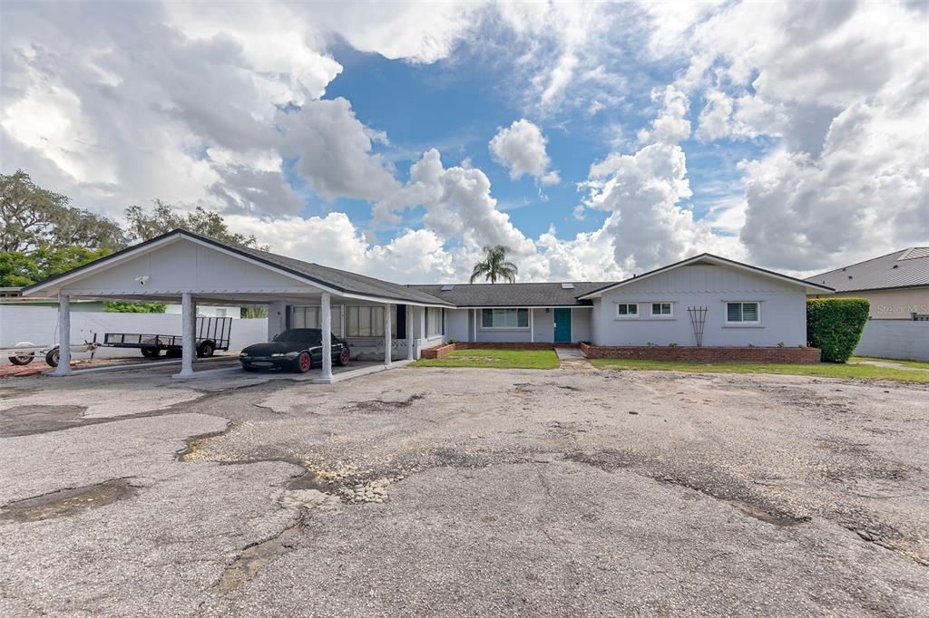 For Sale: $1,225,000 (4 beds, 2 baths, 2665 Square Feet)
