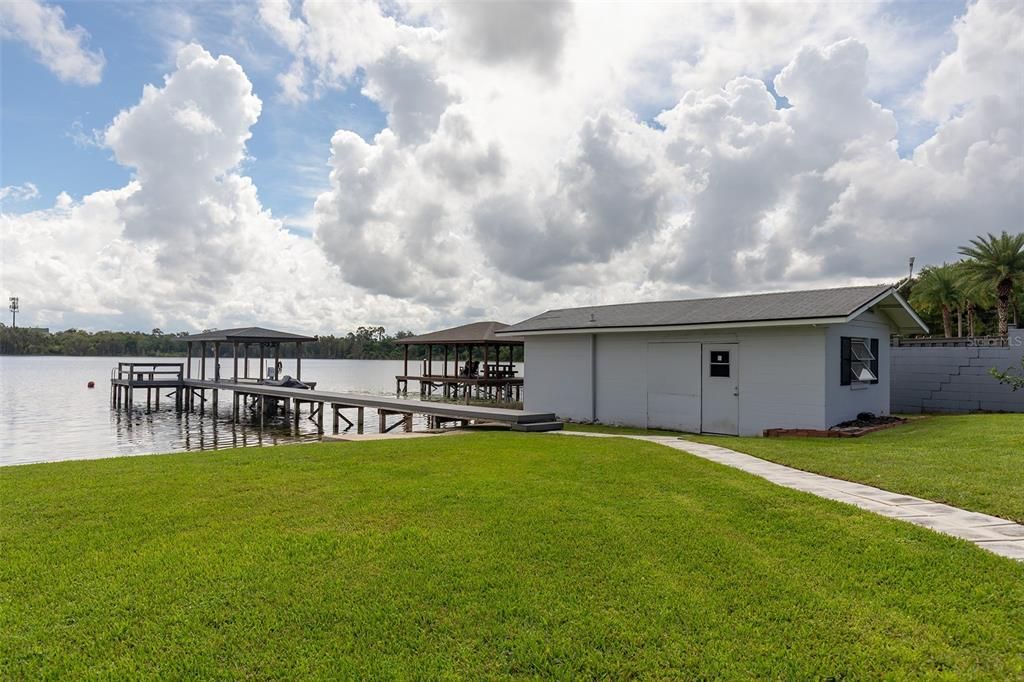 For Sale: $1,225,000 (4 beds, 2 baths, 2665 Square Feet)