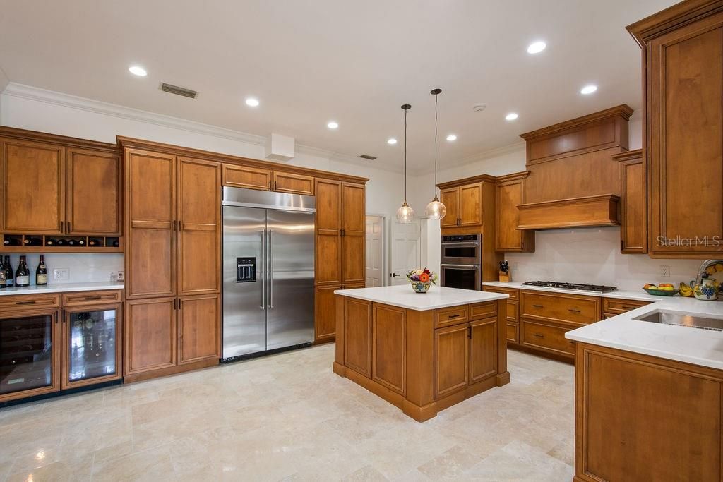 En Venta: $2,095,000 (4 camas, 4 baños, 3776 Pies cuadrados)