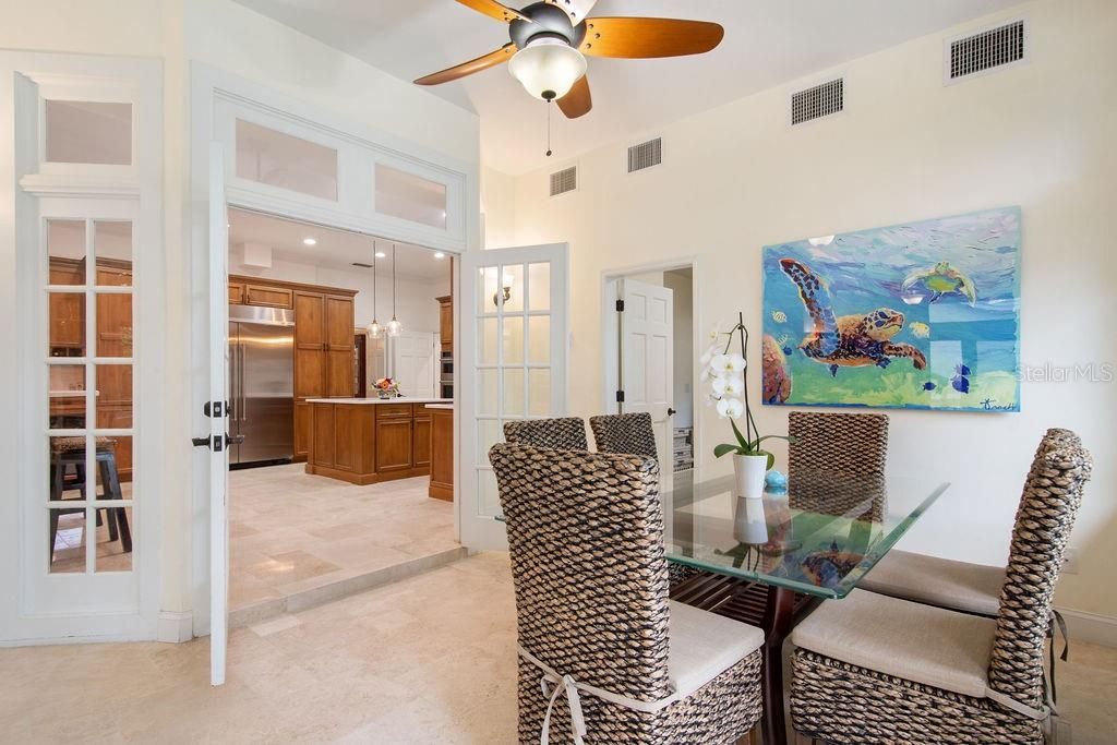 En Venta: $2,095,000 (4 camas, 4 baños, 3776 Pies cuadrados)