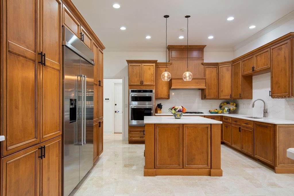 En Venta: $2,095,000 (4 camas, 4 baños, 3776 Pies cuadrados)