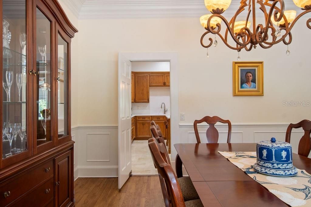En Venta: $2,095,000 (4 camas, 4 baños, 3776 Pies cuadrados)