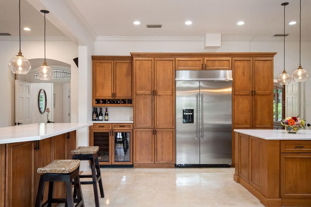 En Venta: $2,095,000 (4 camas, 4 baños, 3776 Pies cuadrados)