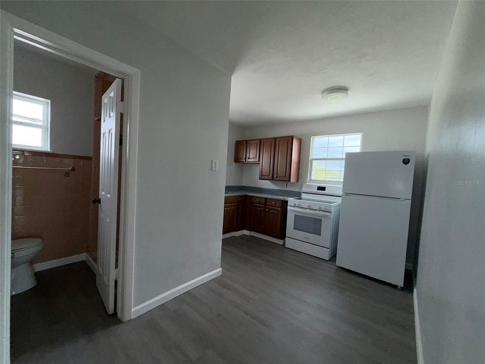 For Rent: $1,200 (1 beds, 1 baths, 600 Square Feet)