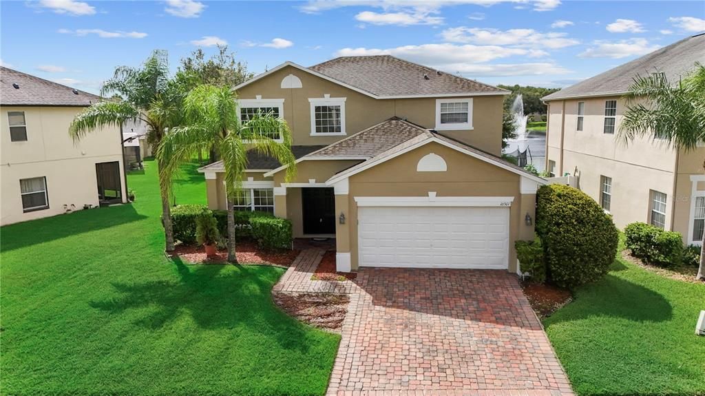 For Sale: $579,000 (5 beds, 3 baths, 2453 Square Feet)