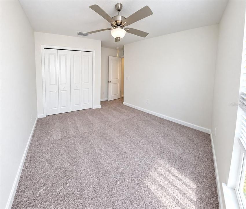 For Sale: $324,900 (4 beds, 2 baths, 1918 Square Feet)