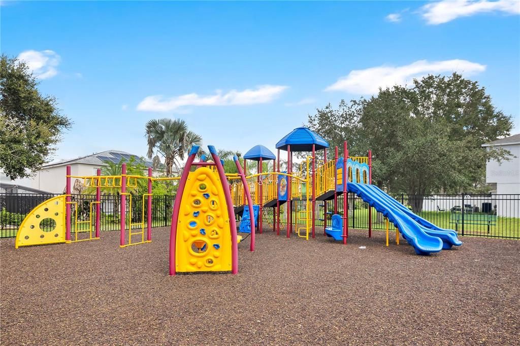 For Sale: $399,900 (4 beds, 3 baths, 3010 Square Feet)