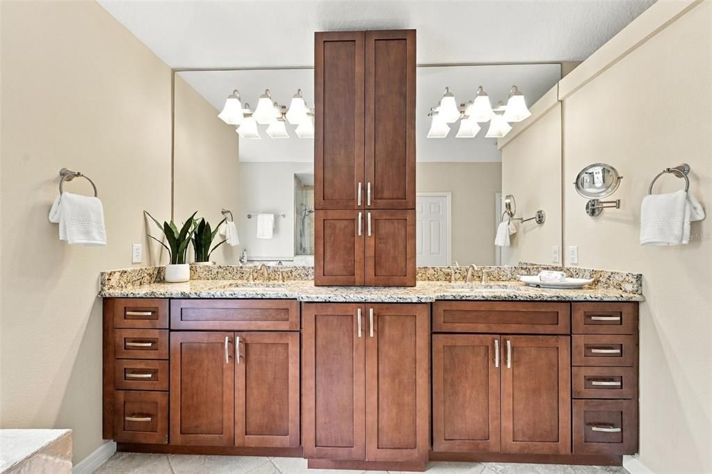 For Sale: $1,075,000 (4 beds, 3 baths, 3379 Square Feet)